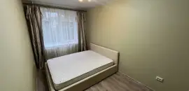 трехкомнатная квартира в Санкт-Петербурге по адресу: Кузнецовская ул., 10