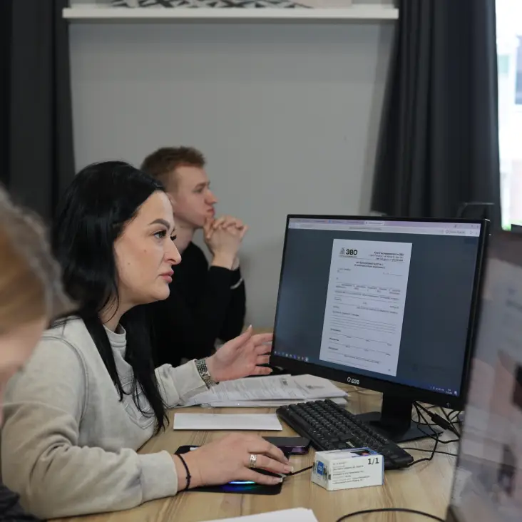 специалист по аренде вакансии