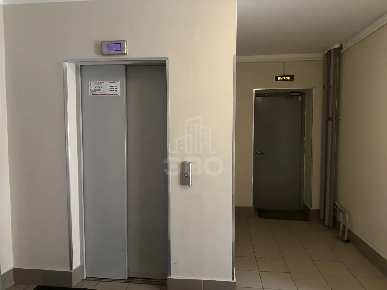 трехкомнатная квартира в Санкт-Петербурге по адресу: Маршала Жукова проспект, 54, к 6, литера Б