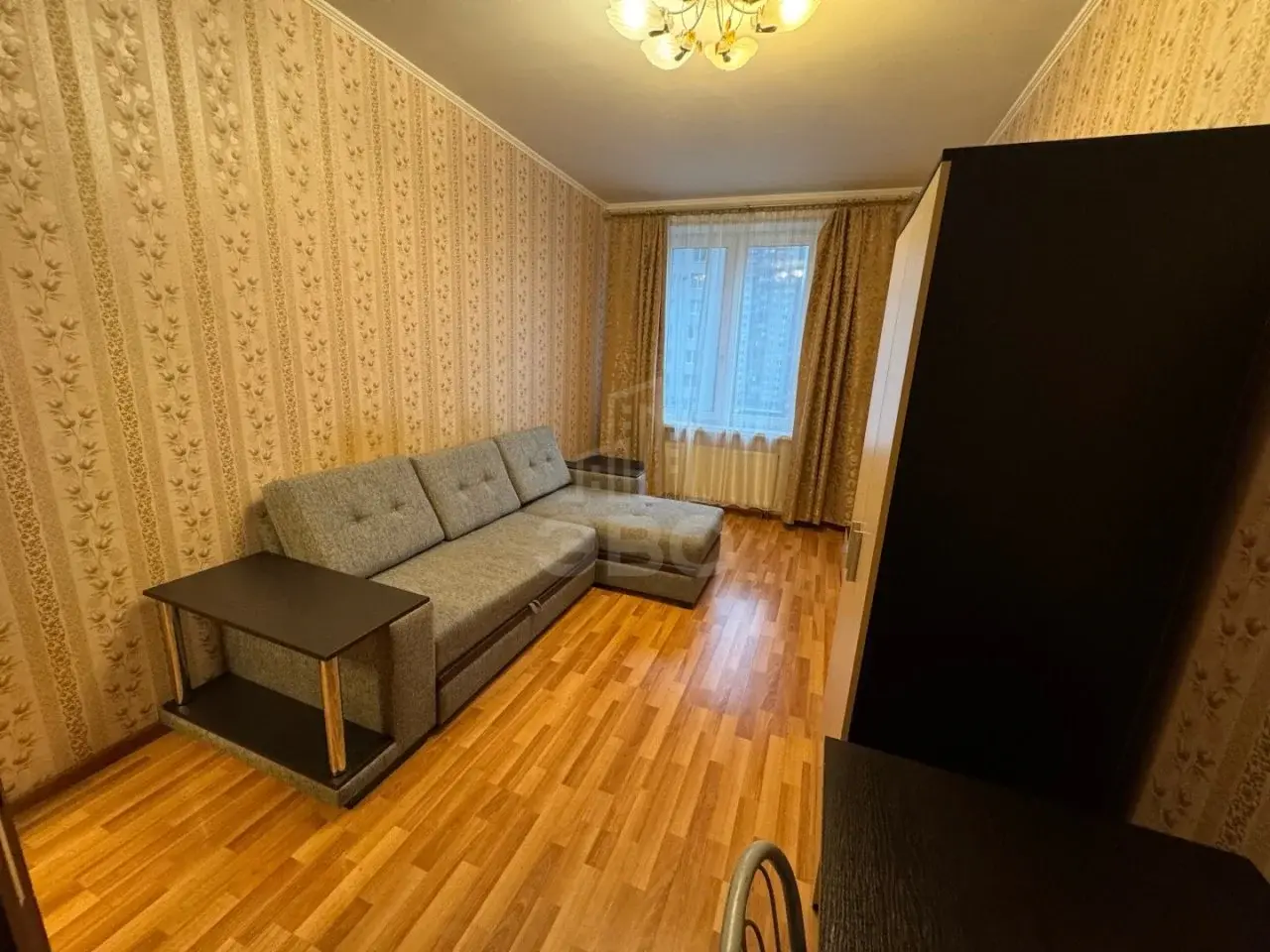 однокомнатная квартира в Санкт-Петербурге по адресу: Королёва проспект, 63, к 1