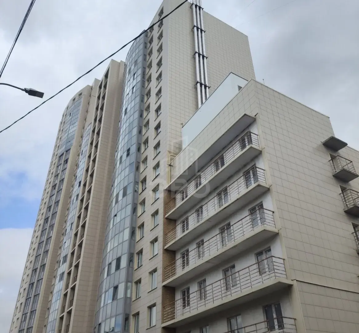 многокомнатная квартира в Санкт-Петербурге по адресу: Зеленогорская ул., 7