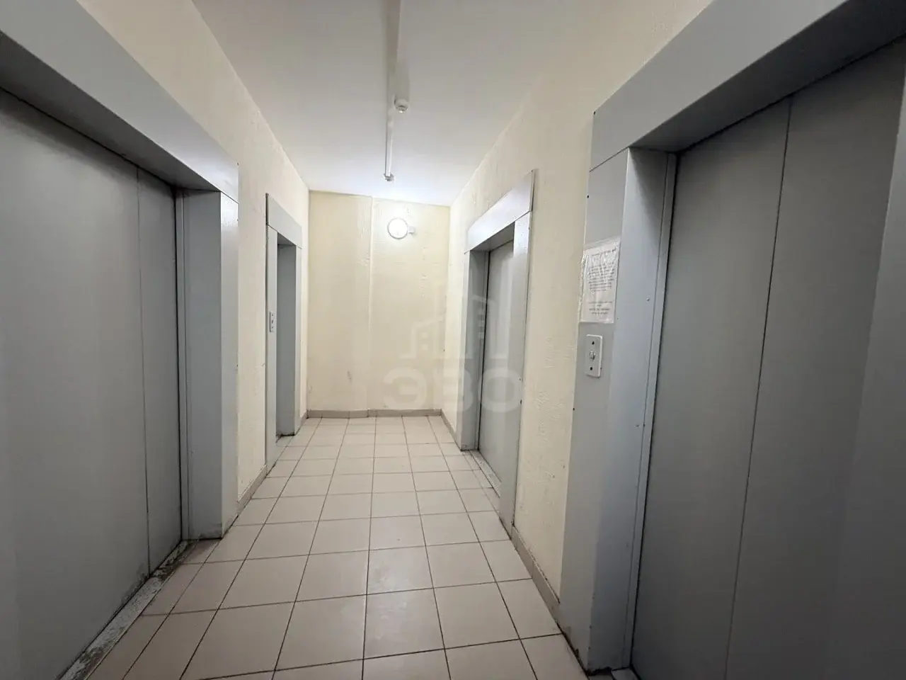 многокомнатная квартира в Санкт-Петербурге по адресу: Зеленогорская ул., 7