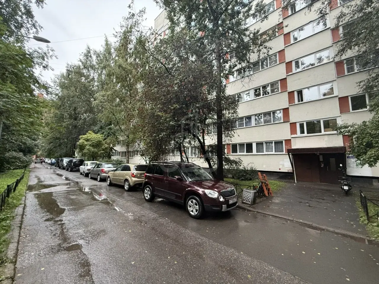 трехкомнатная квартира в Санкт-Петербурге по адресу: Руднева ул., 27, к 1, литера ж