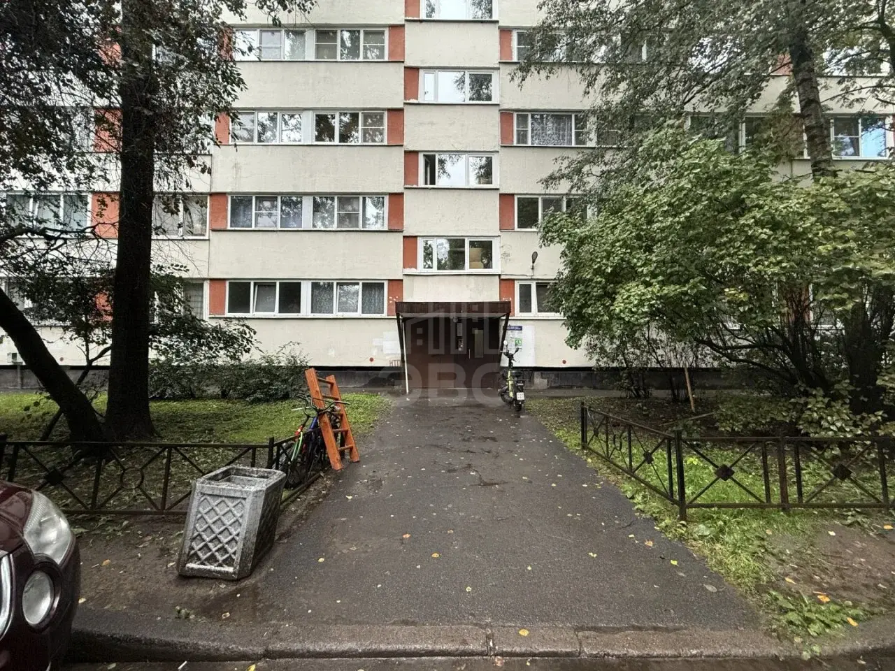 трехкомнатная квартира в Санкт-Петербурге по адресу: Руднева ул., 27, к 1, литера ж