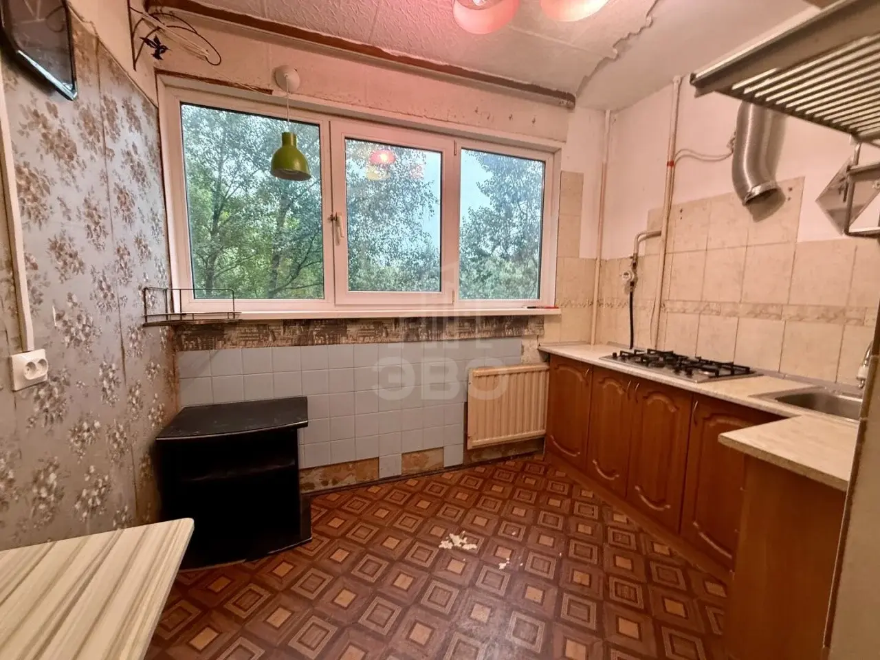 трехкомнатная квартира в Санкт-Петербурге по адресу: Руднева ул., 27, к 1, литера ж