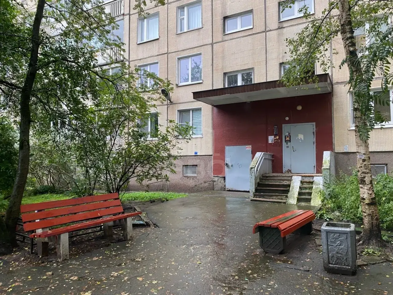 трехкомнатная квартира в Санкт-Петербурге по адресу: Ленская ул., 20, к 1