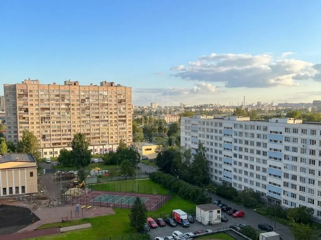 двухкомнатная квартира в Санкт-Петербурге по адресу: Софийская ул., 28