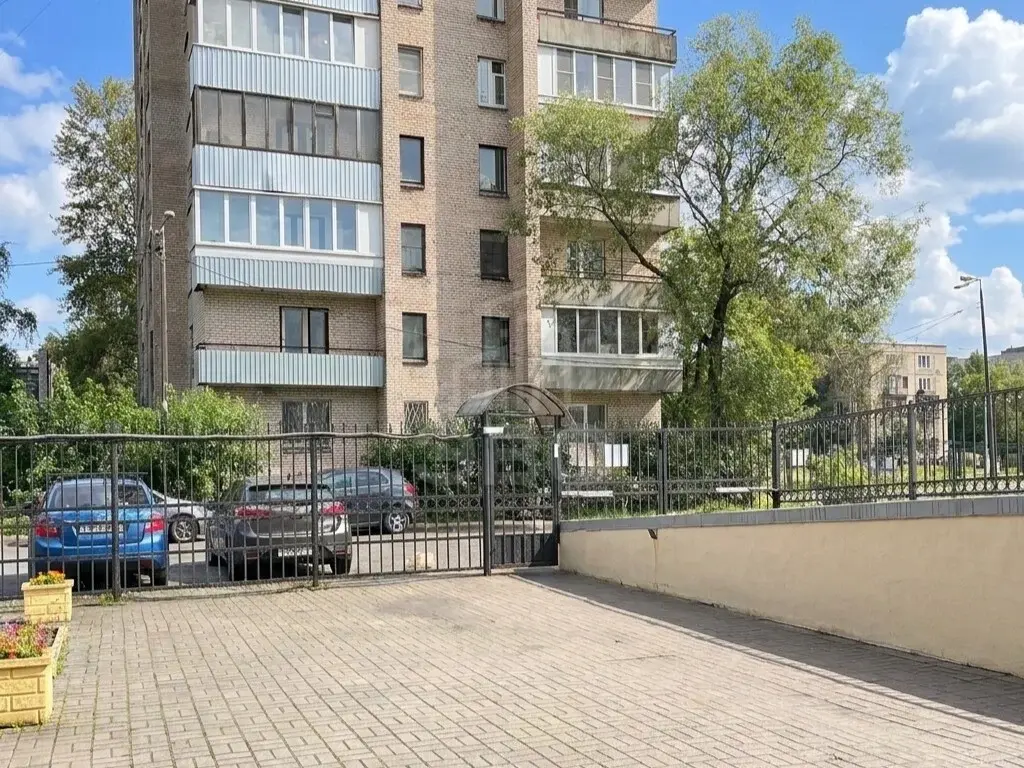 двухкомнатная квартира в Санкт-Петербурге по адресу: Софийская ул., 28