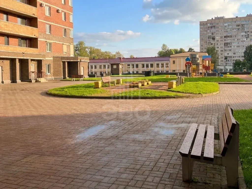 двухкомнатная квартира в Санкт-Петербурге по адресу: Софийская ул., 28