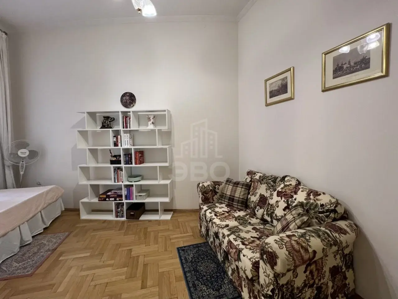 трехкомнатная квартира в Санкт-Петербурге по адресу: Караванная ул., 11/64, литера А