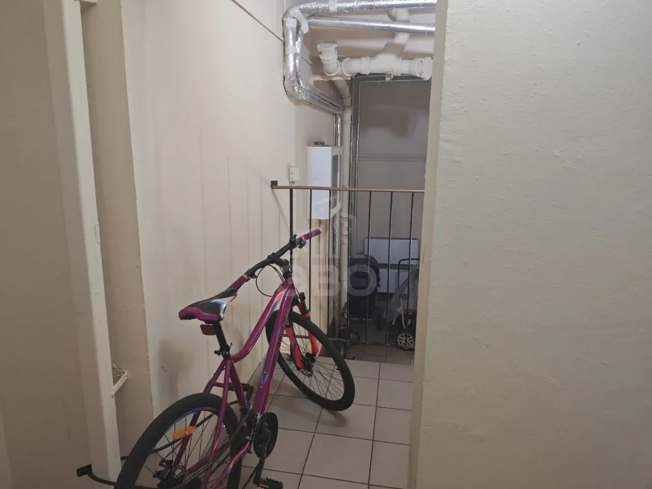 однокомнатная квартира в Санкт-Петербурге по адресу: Бадаева ул., 8, к 1