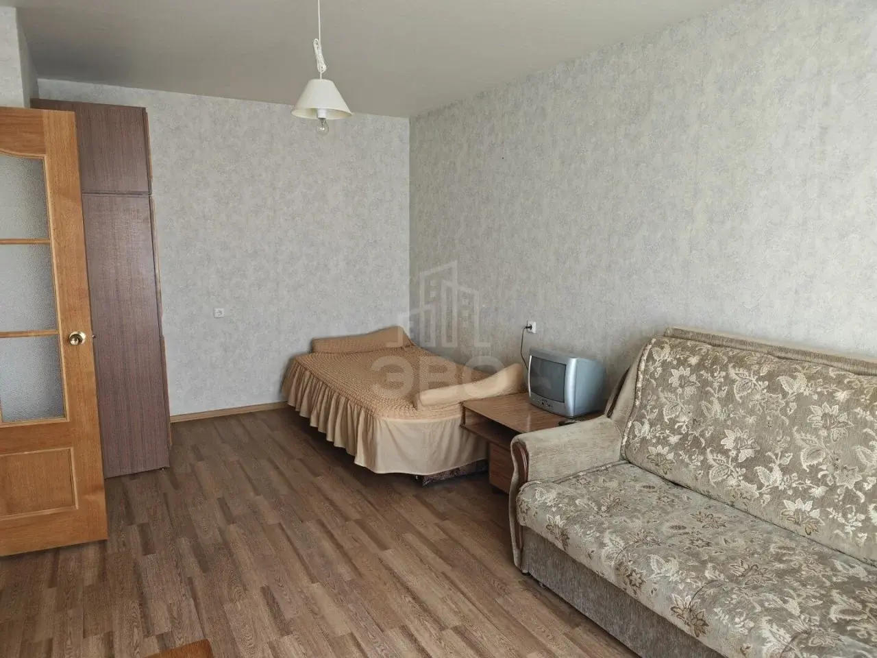 однокомнатная квартира в Санкт-Петербурге по адресу: Бадаева ул., 8, к 1
