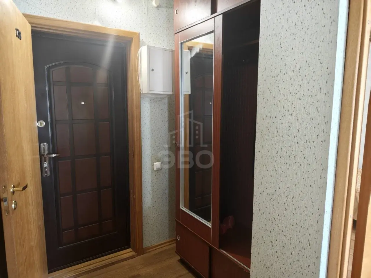 однокомнатная квартира в Санкт-Петербурге по адресу: Бадаева ул., 8, к 1