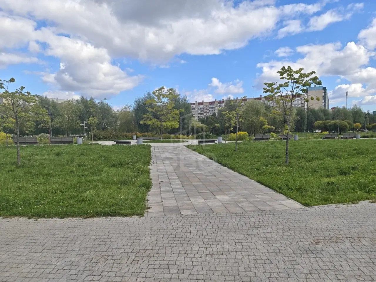 однокомнатная квартира в Санкт-Петербурге по адресу: Бадаева ул., 8, к 1