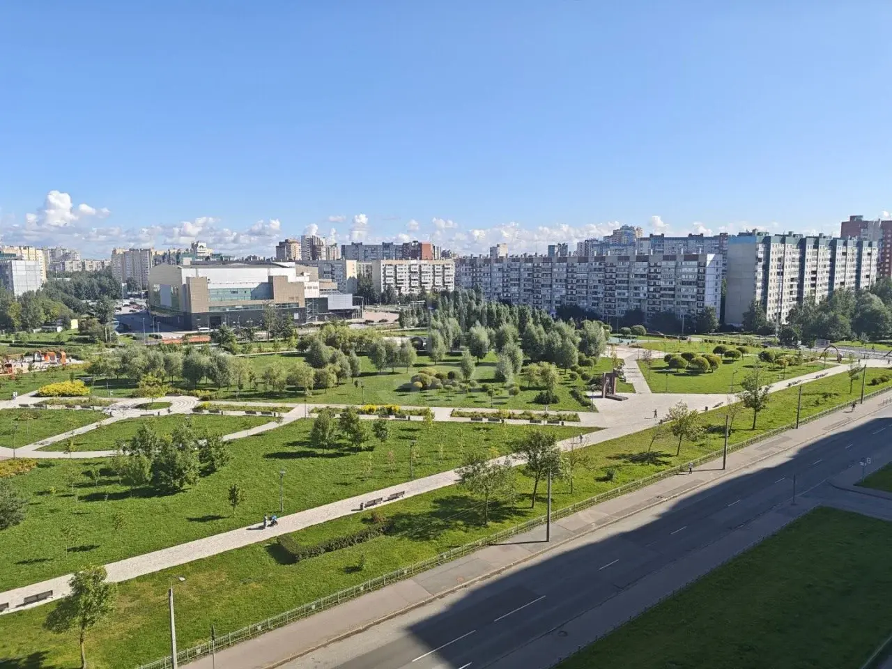 однокомнатная квартира в Санкт-Петербурге по адресу: Бадаева ул., 8, к 1
