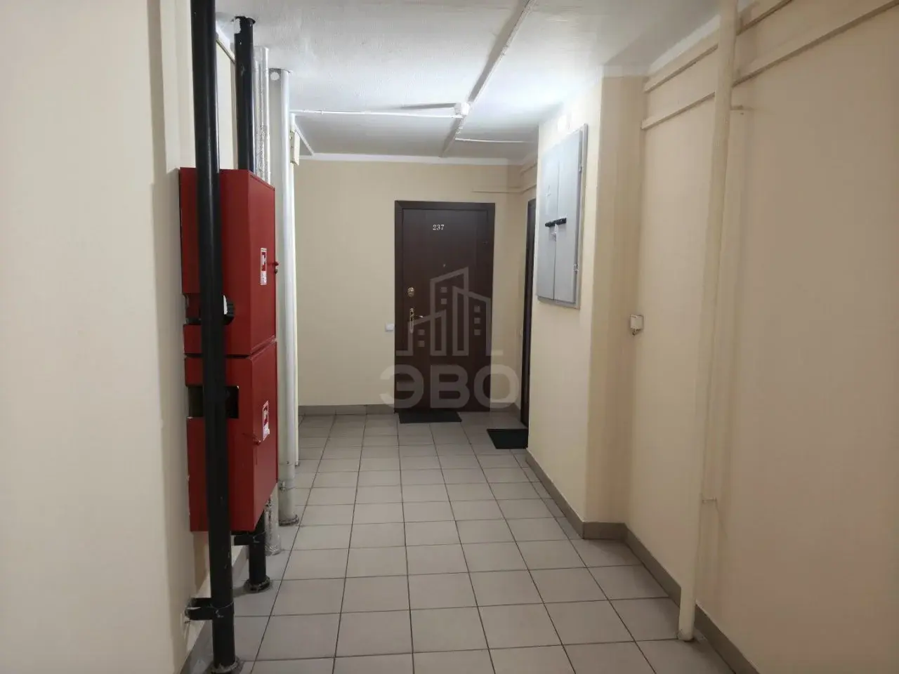 однокомнатная квартира в Санкт-Петербурге по адресу: Бадаева ул., 8, к 1