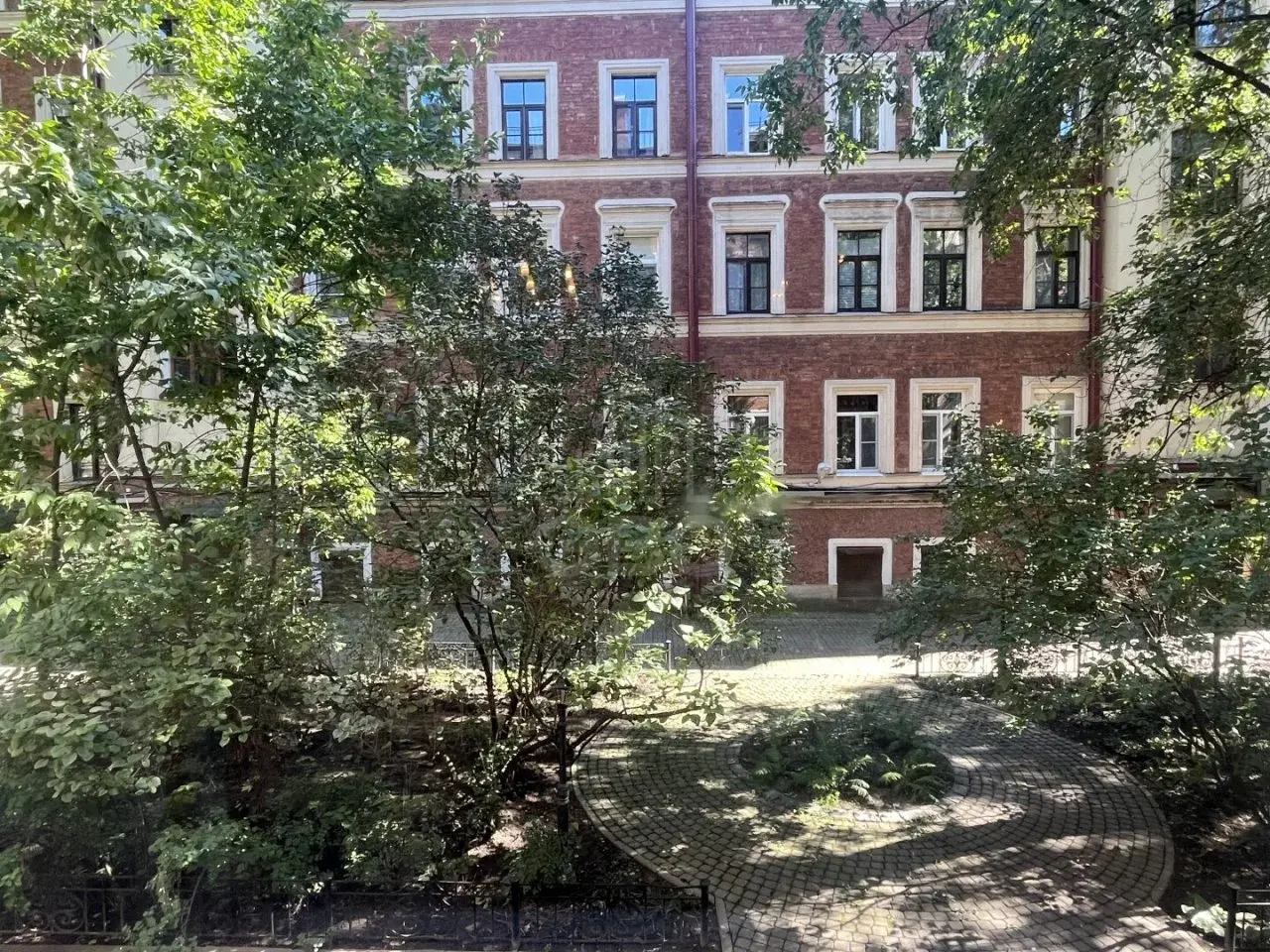двухкомнатная квартира в Санкт-Петербурге по адресу: Невский проспект, 84-86Б