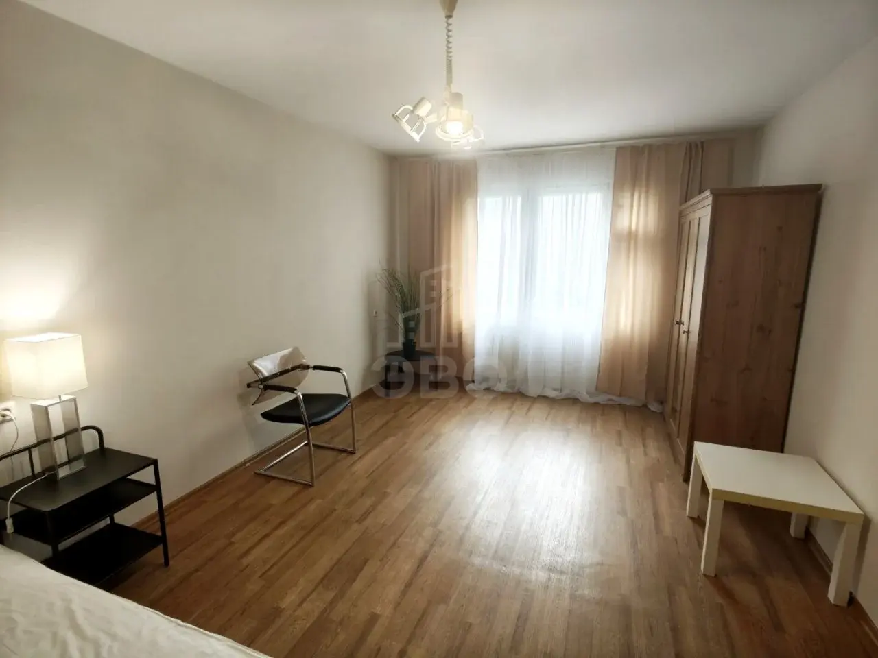 однокомнатная квартира в Санкт-Петербурге по адресу: Бадаева ул., 8, к 1