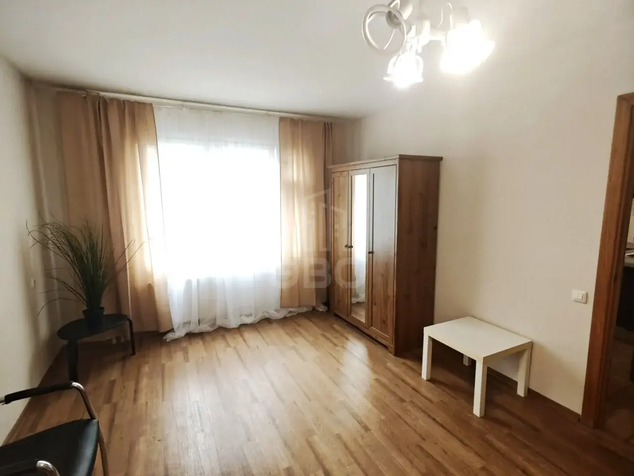 однокомнатная квартира в Санкт-Петербурге по адресу: Бадаева ул., 8, к 1