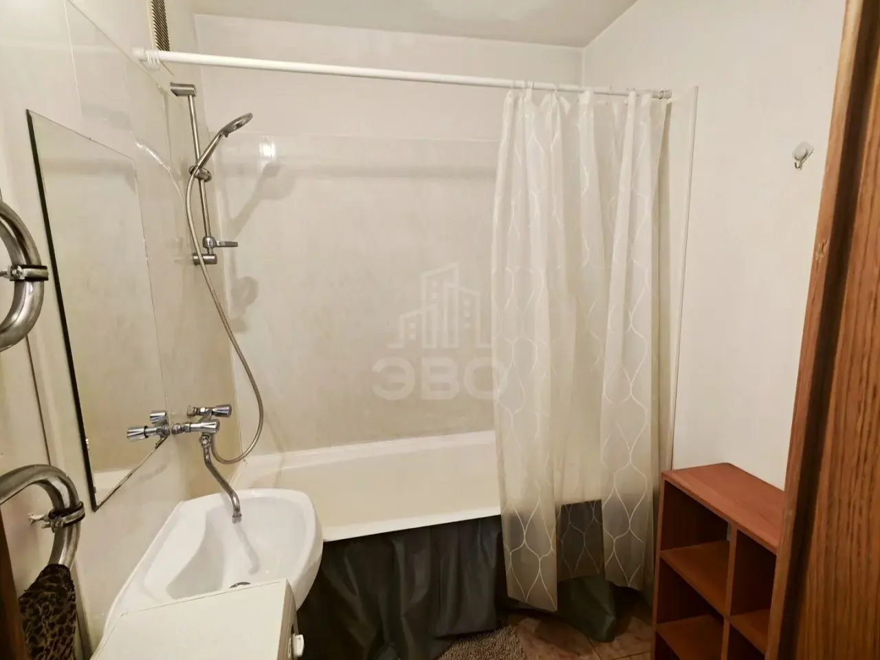 однокомнатная квартира в Санкт-Петербурге по адресу: Бадаева ул., 8, к 1