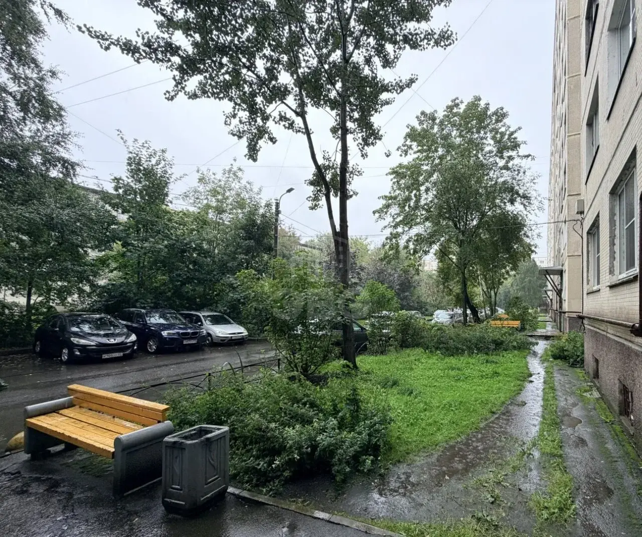 трехкомнатная квартира в Санкт-Петербурге по адресу: Маршала Тухачевского ул., 7, к 2