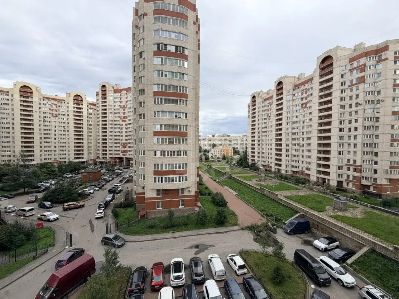 однокомнатная квартира в Санкт-Петербурге по адресу: Ворошилова ул., 25, к 1