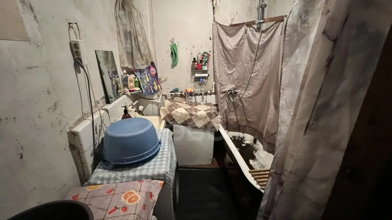 комната в Санкт-Петербурге по адресу: Колокольная ул., 11