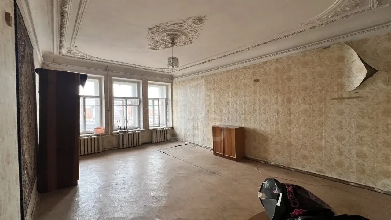 комната в Санкт-Петербурге по адресу: Колокольная ул., 11