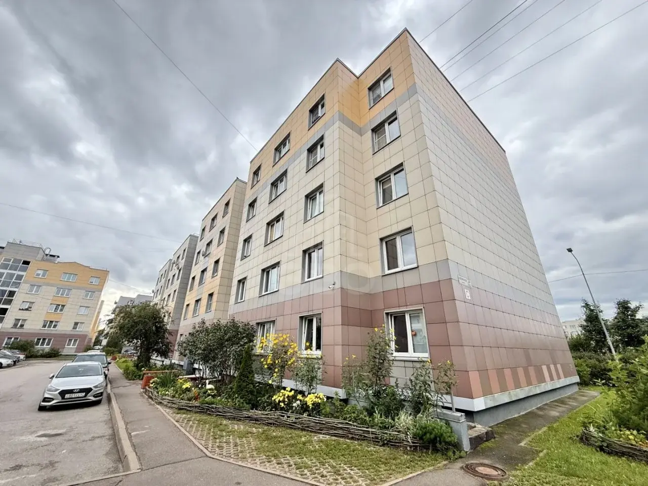 трехкомнатная квартира в Санкт-Петербурге по адресу: Колпинское ш., 24, к 2, литера А