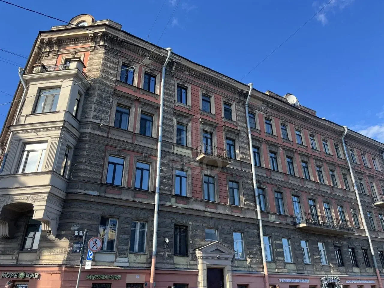 двухкомнатная квартира в Санкт-Петербурге по адресу: Ефимова ул., 6