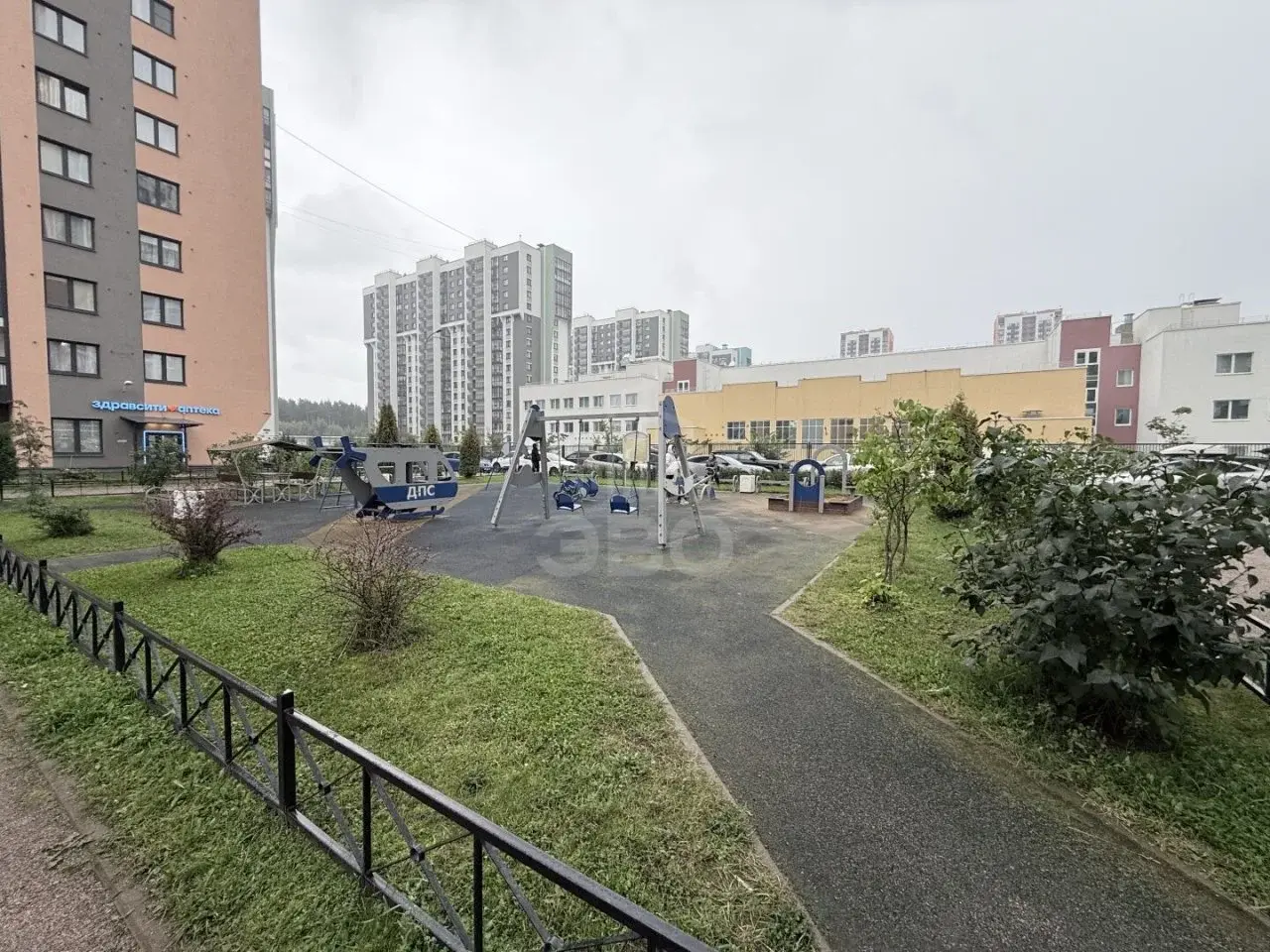 однокомнатная квартира в Санкт-Петербурге по адресу: Лидии Зверевой ул., 3