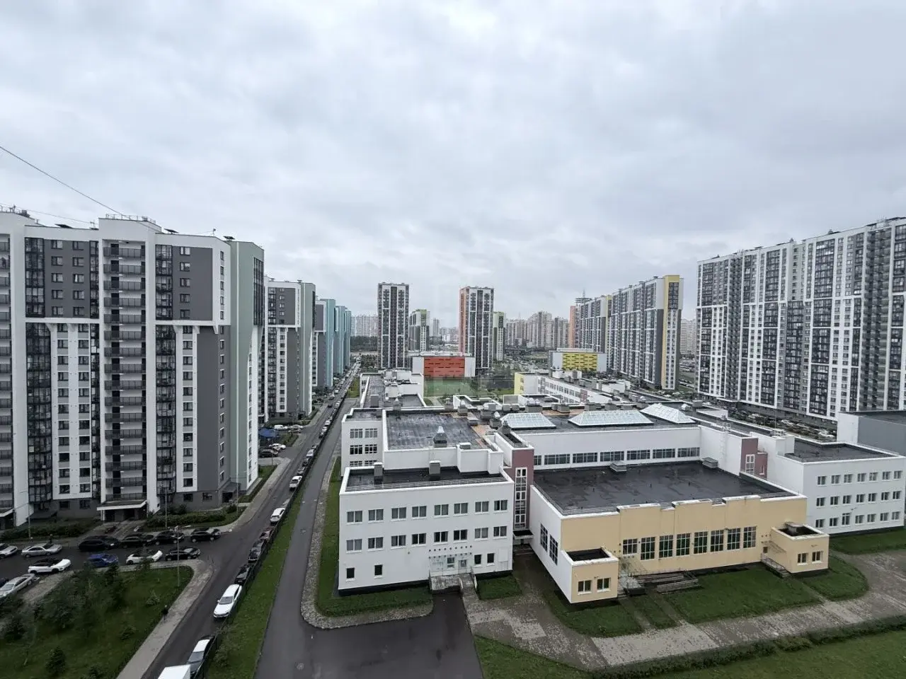 однокомнатная квартира в Санкт-Петербурге по адресу: Лидии Зверевой ул., 3