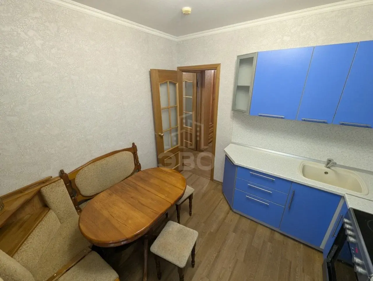 однокомнатная квартира в Санкт-Петербурге по адресу: Бадаева ул., 8, к 2