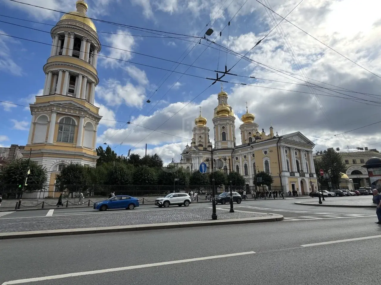 трехкомнатная квартира в Санкт-Петербурге по адресу: Загородный проспект, 12
