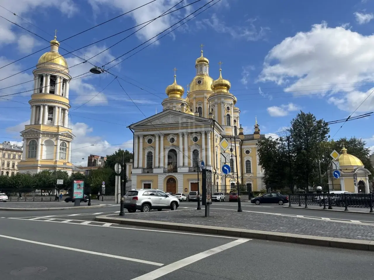 трехкомнатная квартира в Санкт-Петербурге по адресу: Загородный проспект, 12