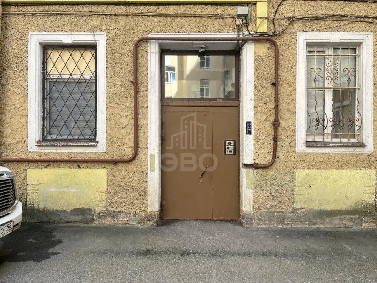 трехкомнатная квартира в Санкт-Петербурге по адресу: Загородный проспект, 12