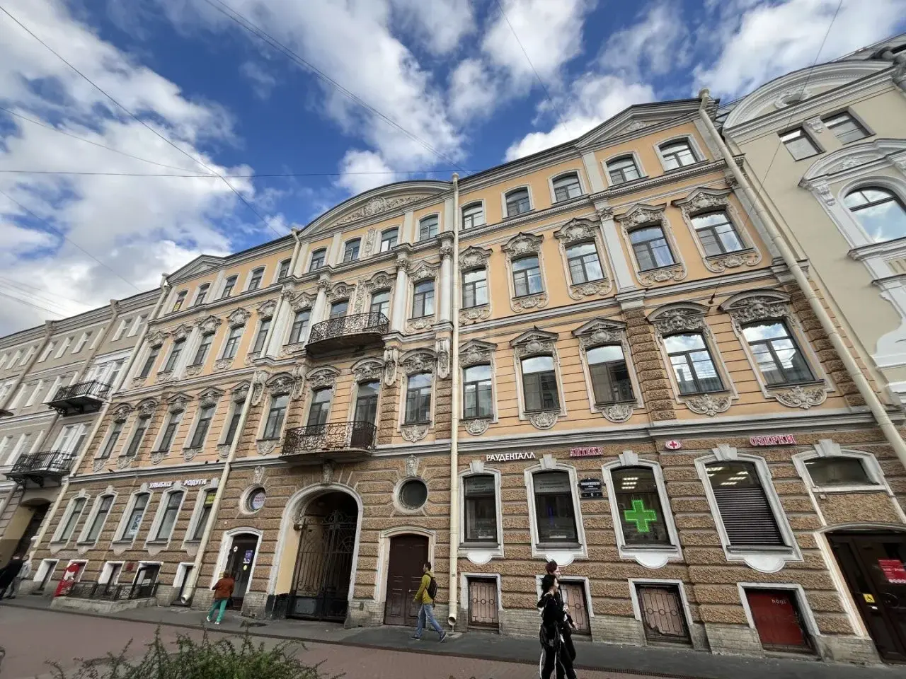 двухкомнатная квартира в Санкт-Петербурге по адресу: Большая Московская ул., 6