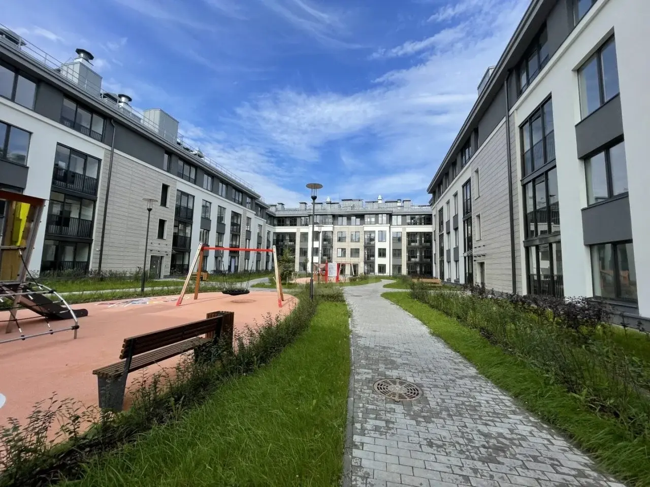 двухкомнатная квартира в Санкт-Петербурге по адресу: Буденного проспект, 18, к 3