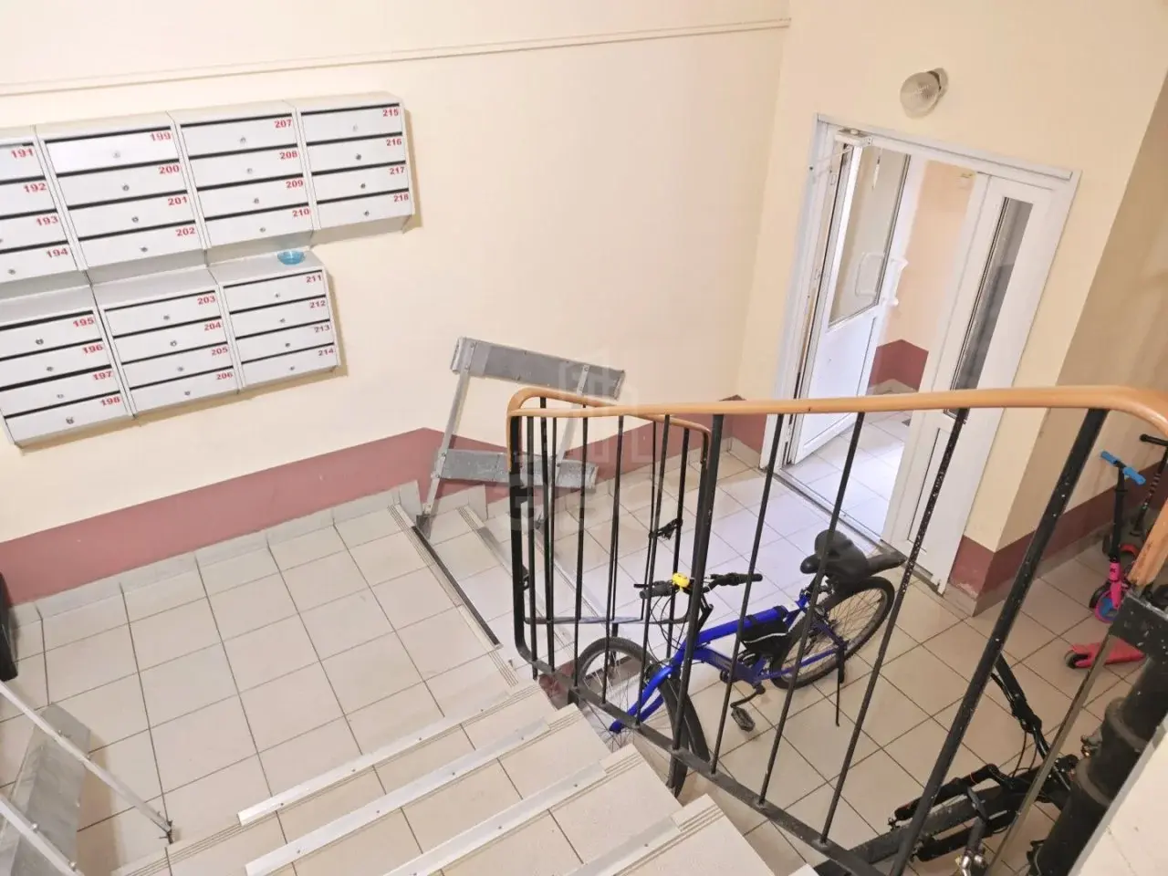 двухкомнатная квартира в Санкт-Петербурге по адресу: Бадаева ул., 8, к 2