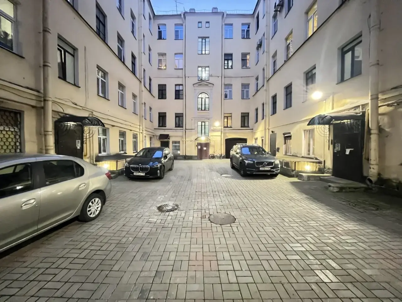 двухкомнатная квартира в Санкт-Петербурге по адресу: Маяковского ул., 42