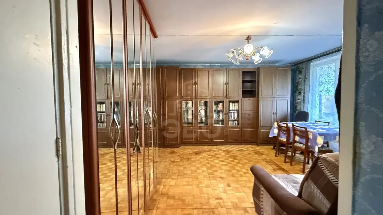двухкомнатная квартира в Санкт-Петербурге по адресу: Димитрова ул., 7, к 2