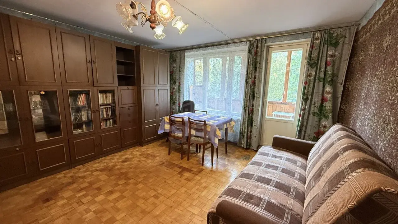 двухкомнатная квартира в Санкт-Петербурге по адресу: Димитрова ул., 7, к 2