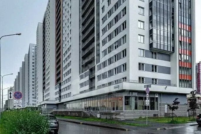 однокомнатная квартира в Санкт-Петербурге по адресу: Маршала Казакова ул., 72, к 1