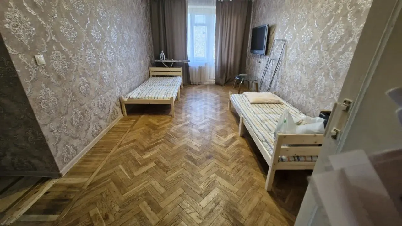 трехкомнатная квартира в Санкт-Петербурге по адресу: Звёздная ул., 4