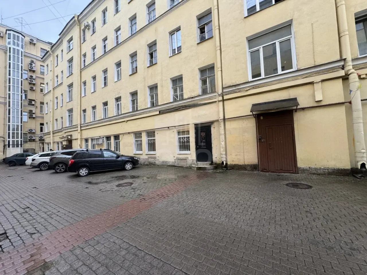 студия в Санкт-Петербурге по адресу: Невский проспект, 128