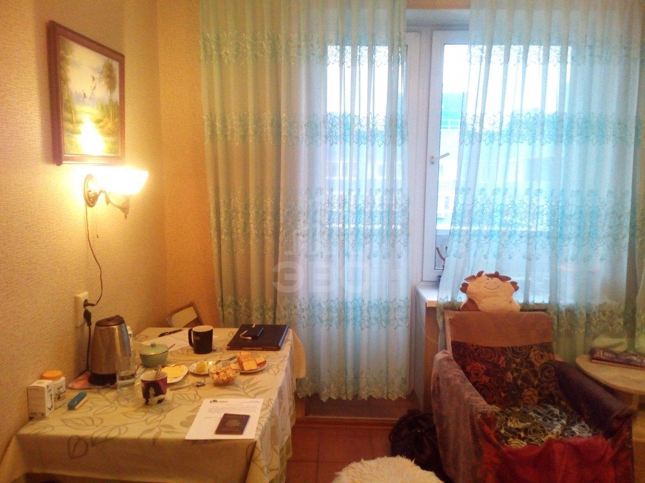 трехкомнатная квартира в Санкт-Петербурге по адресу: Сизова пр-кт., 25