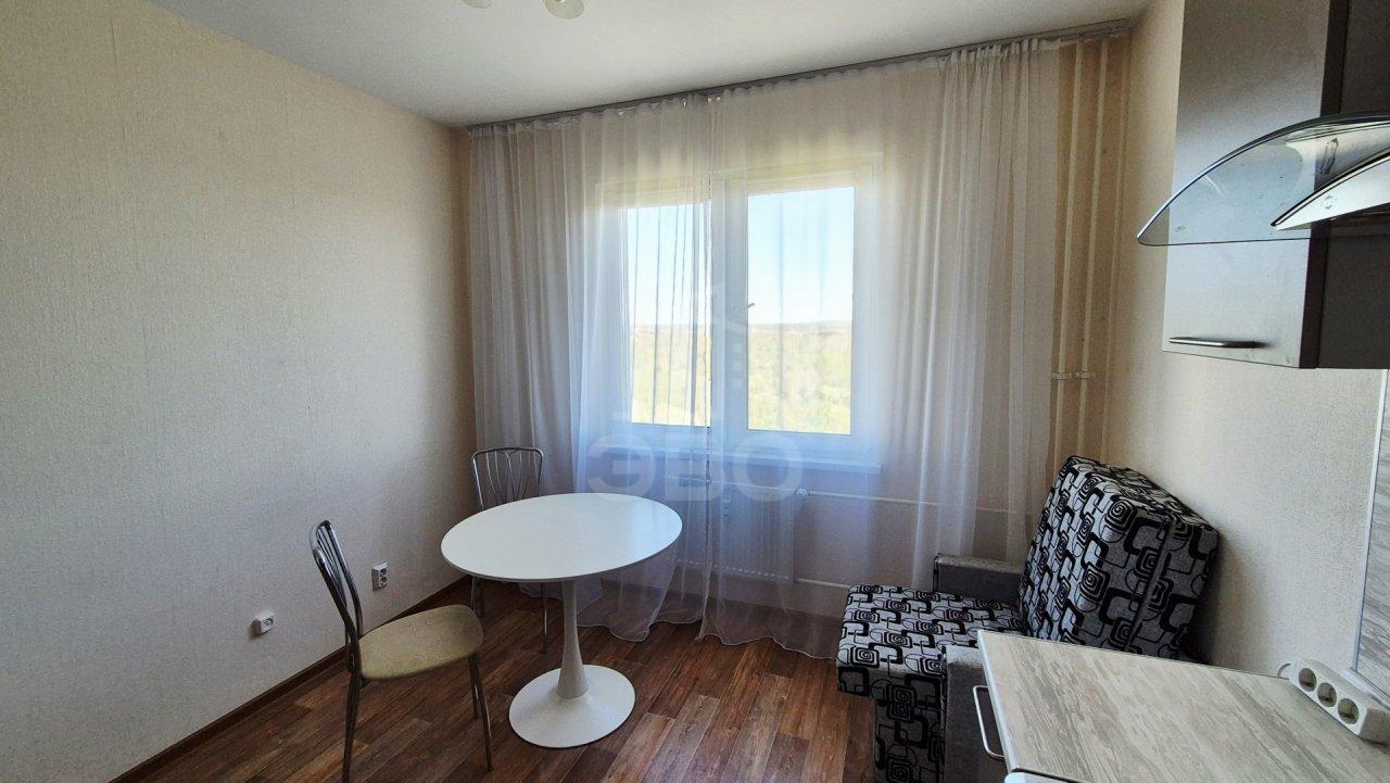 двухкомнатная квартира в Санкт-Петербурге по адресу: Корнея Чуковского ул., 7, к 3