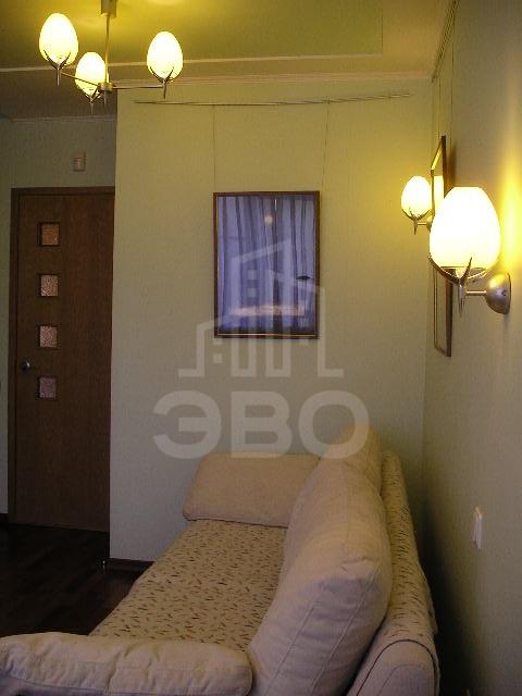 трехкомнатная квартира в Санкт-Петербурге по адресу: Невский 117