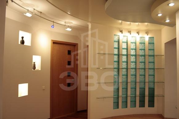 трехкомнатная квартира в Санкт-Петербурге по адресу: Невский 117