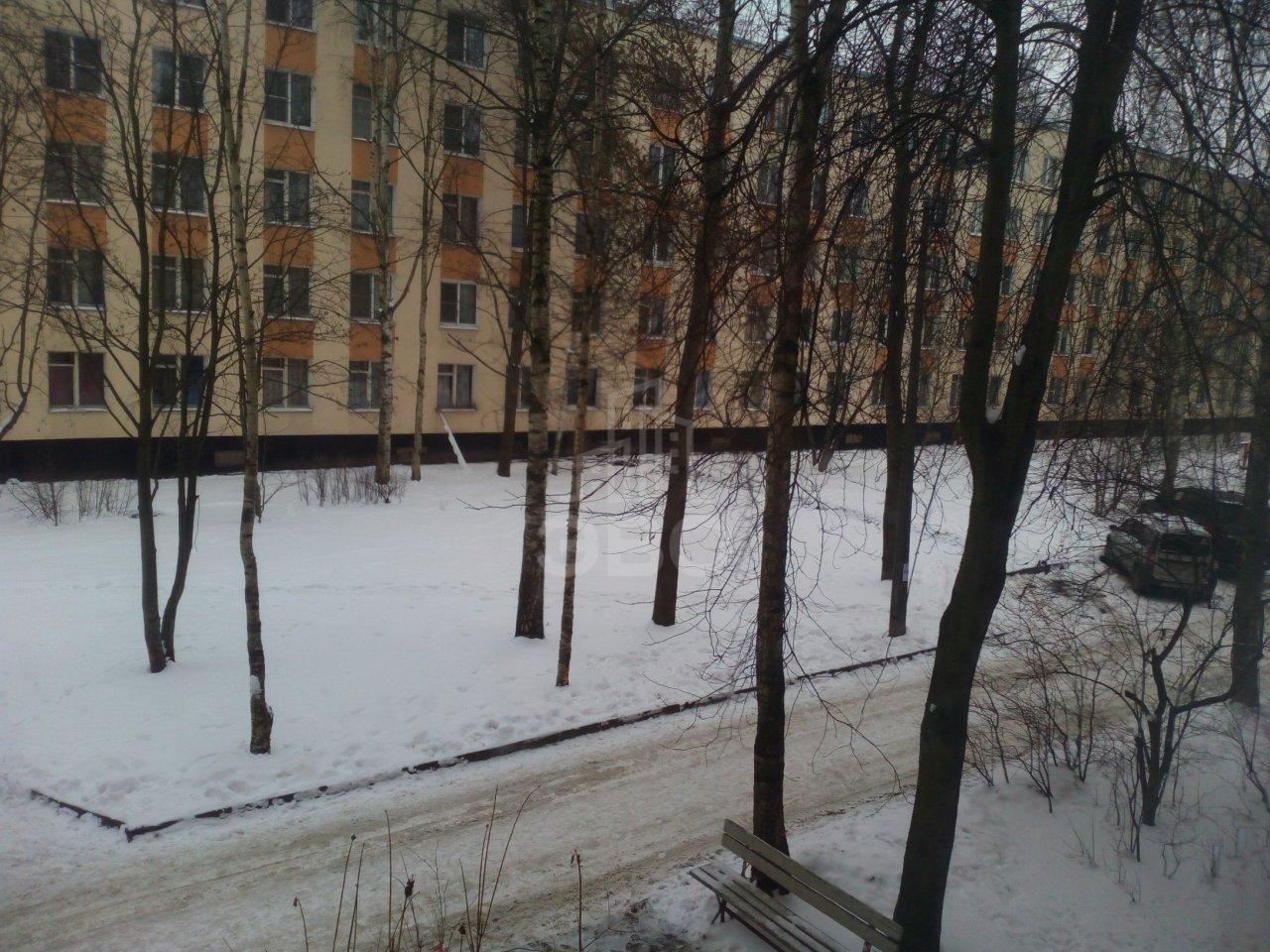 трехкомнатная квартира в Санкт-Петербурге по адресу: Тамбасова ул., 25, к 7